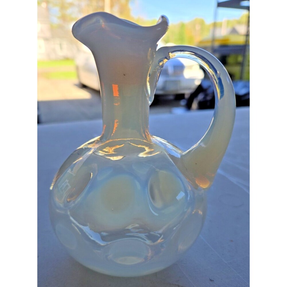 Vintage Fenton Coin Dot Opalescent Vase 5”